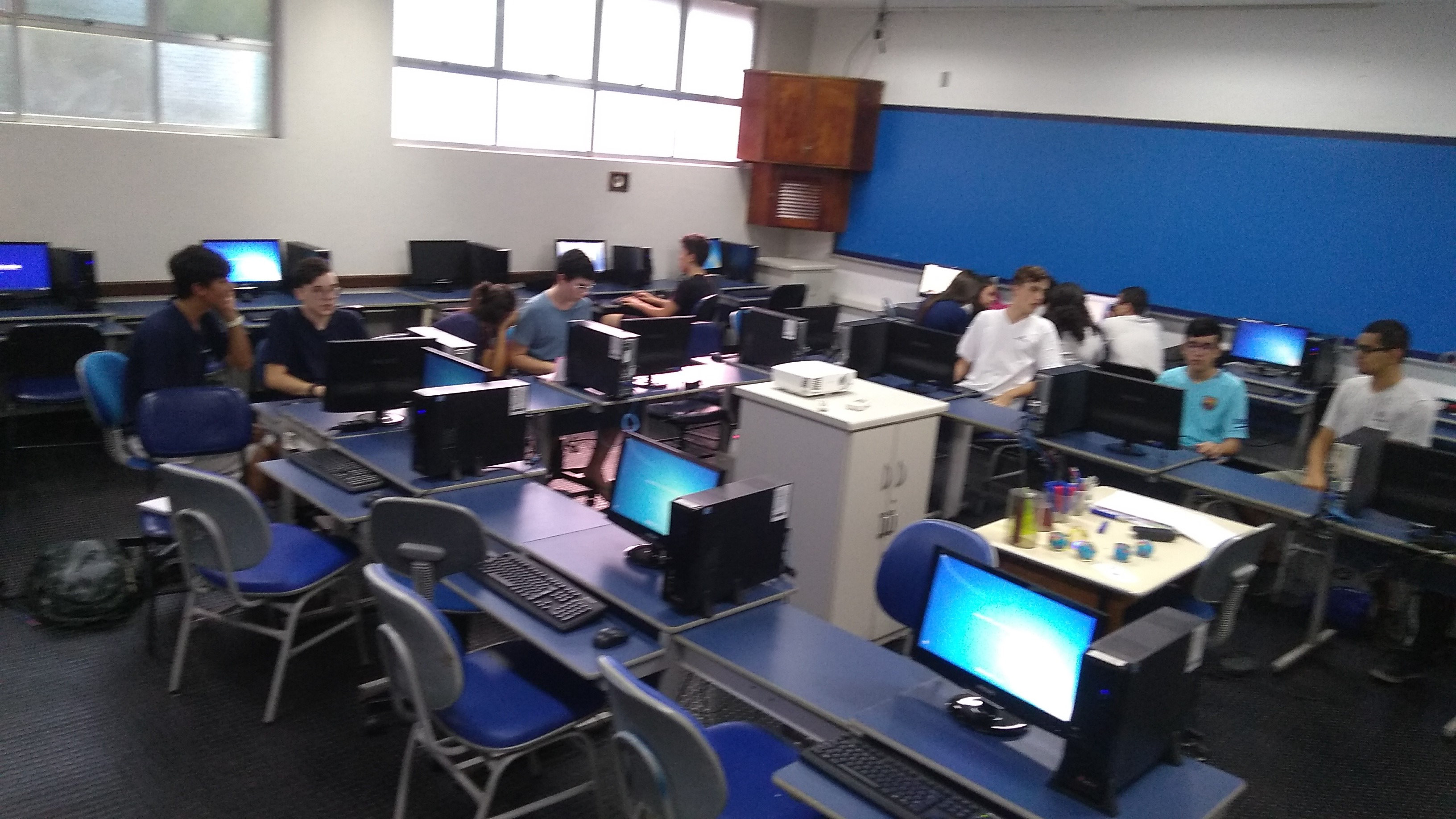 Clube de Ciências – Aula de 23/10 - Prof. Alessandro.