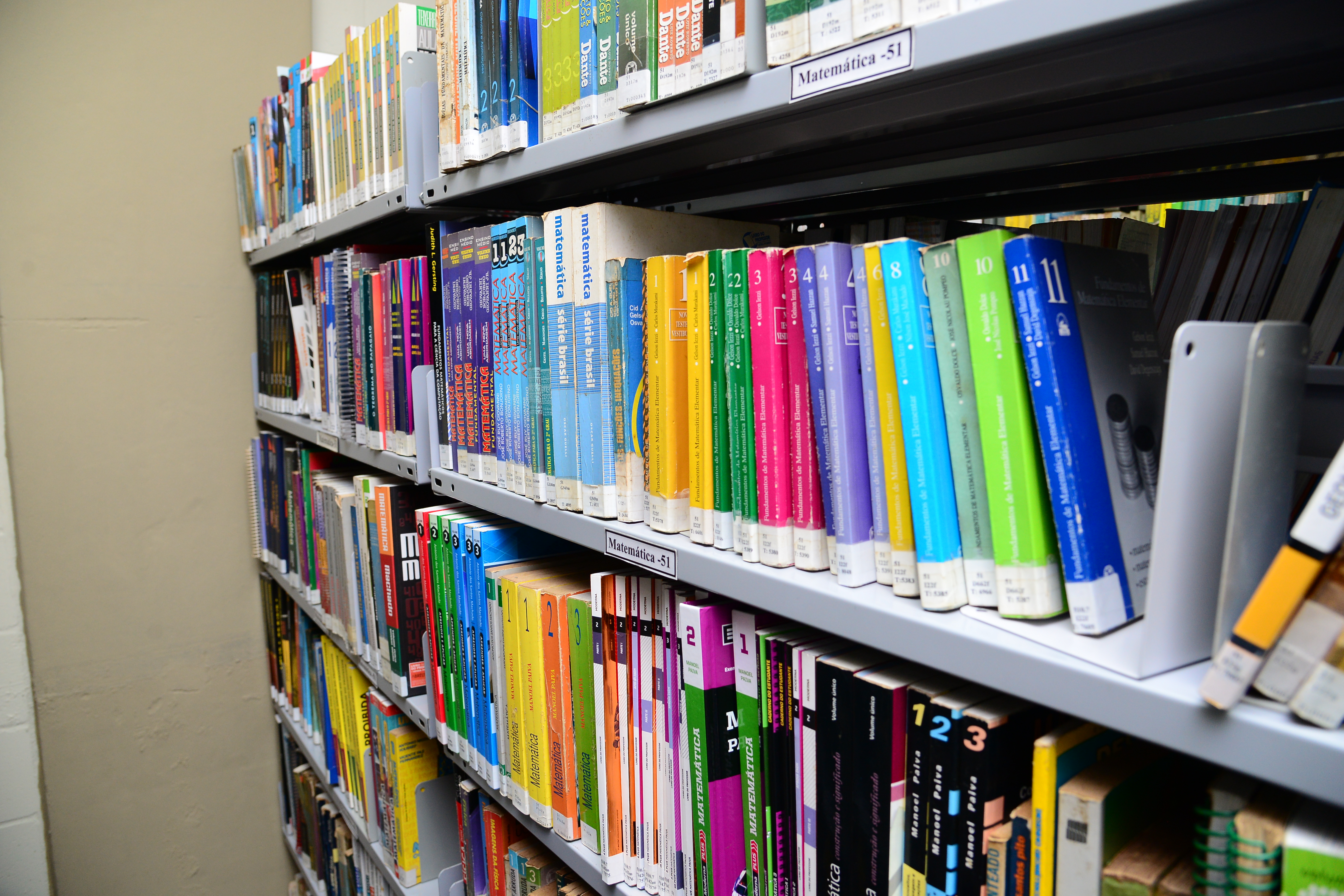 Biblioteca Carlos Drummond de Andrade