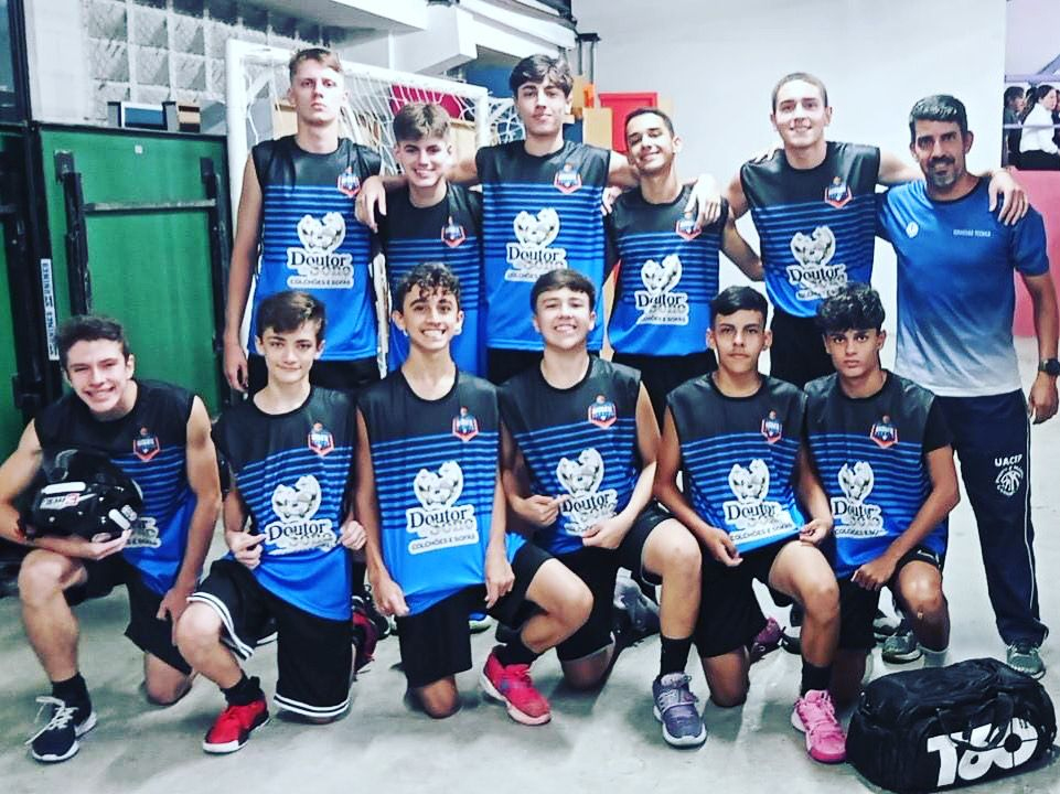 Segundo jogo pela Copa TV Tribuna de Basquete Escolar